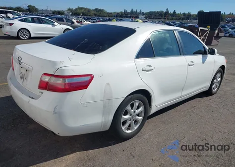 2009 Toyota Camry Le z USA, uszkodzony, nr VIN 4T1BE46K29U827171